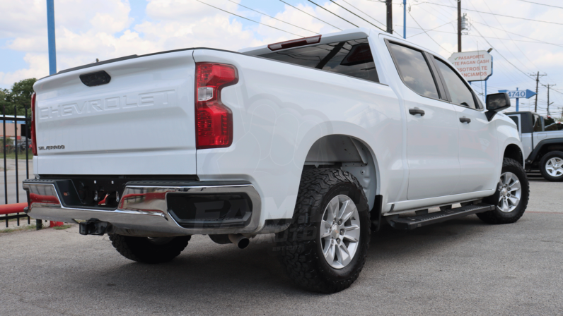 
								CHEVROLET SILVERADO 2022 full									