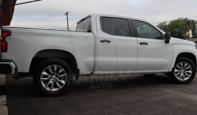 
								CHEVROLET SILVERADO 2021 full									