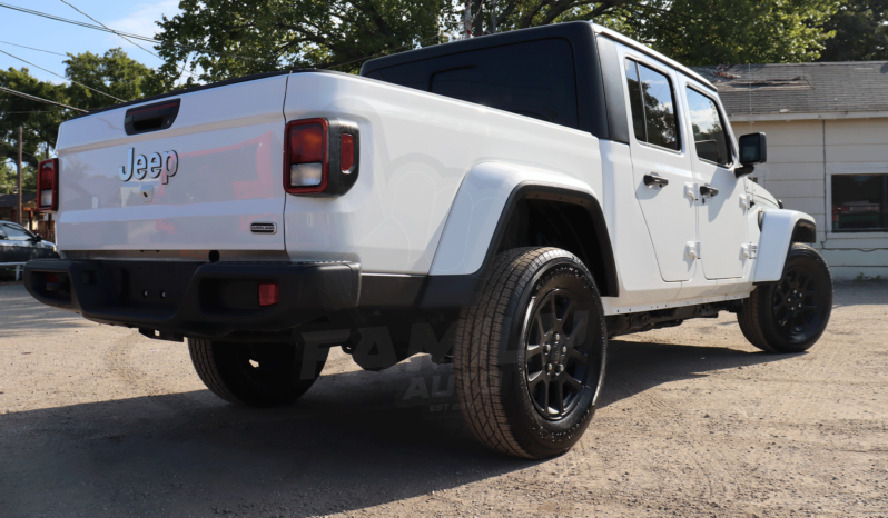 
								JEEP GLADIATOR 2023 full									