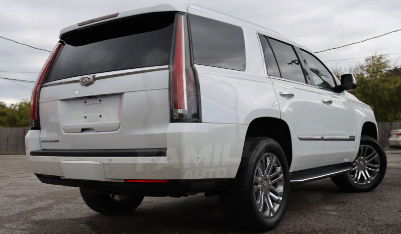 
								CADILLAC ESCALADE 2017 full									