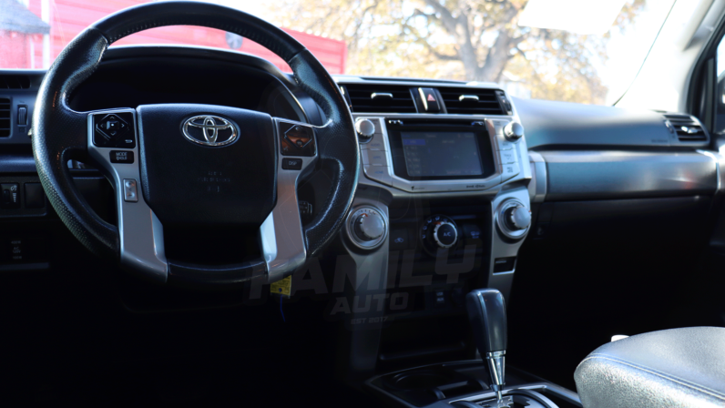 
								TOYOTA 4RUNNER 2017 full									