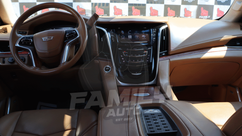 
								CADILLAC ESCALADE 2016 full									