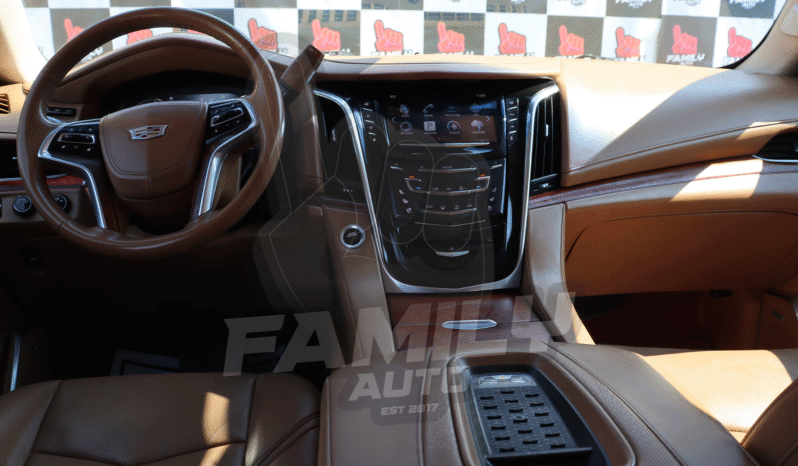 
								CADILLAC ESCALADE 2016 full									