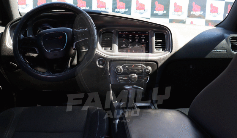 
								DODGE CHARGER 2019 full									
