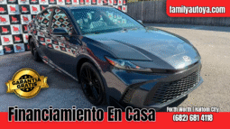 TOYOTA CAMRY 2025