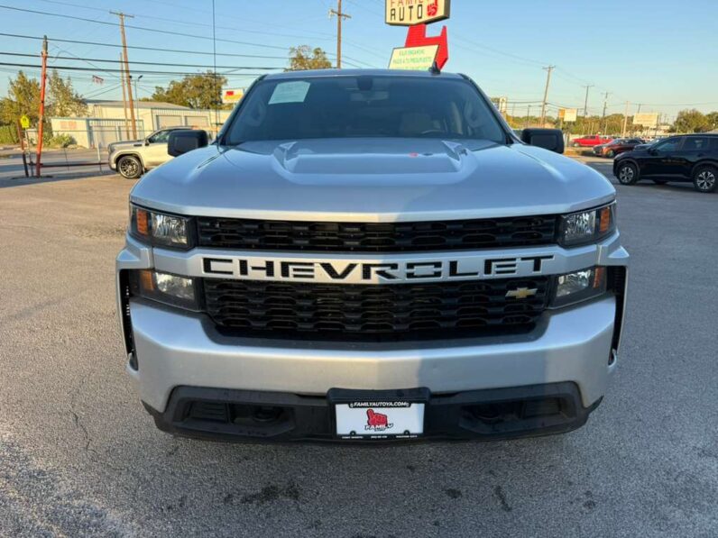 
								CHEVROLET SILVERADO 2021 full									