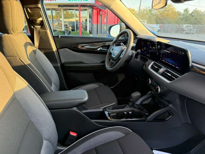 
								CHEVROLET TRAILBLAZER 2025 full									