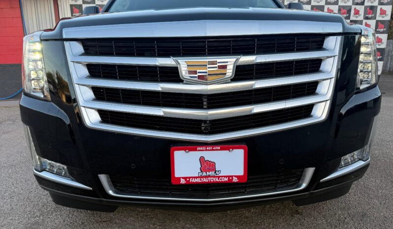 
								CADILLAC ESCALADE 2019 full									