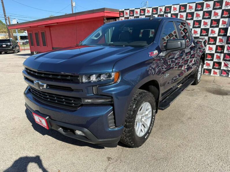 
								CHEVROLET SILVERADO 2020 full									