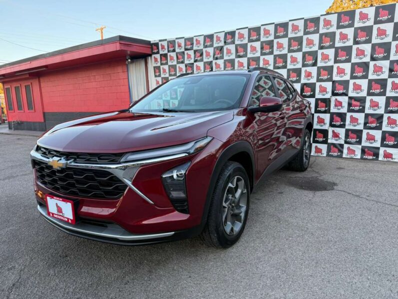 
								CHEVROLET TRAX 2024 full									