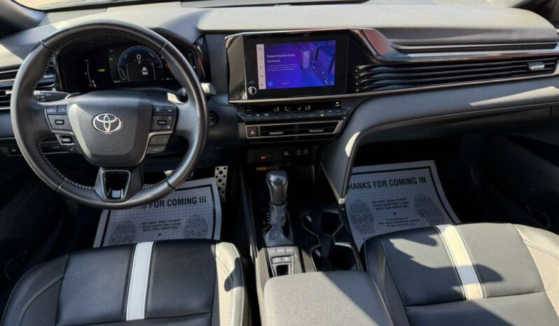 TOYOTA CAMRY 2025