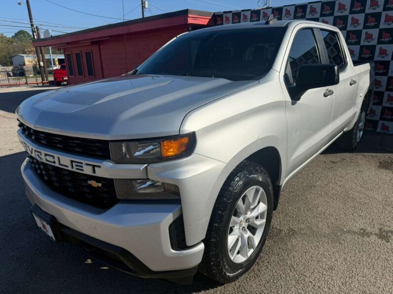 
								CHEVROLET SILVERADO 2022 full									