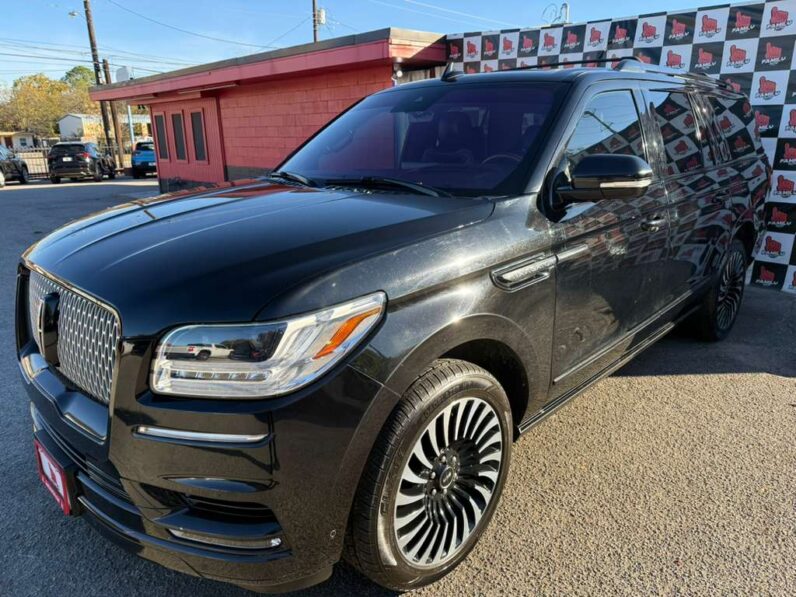 
								LINCOLN NAVIGATOR 2018 full									