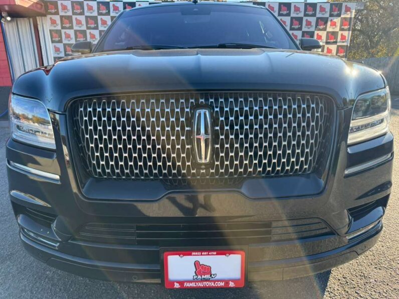 
								LINCOLN NAVIGATOR 2018 full									