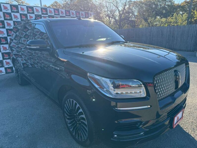
								LINCOLN NAVIGATOR 2018 full									