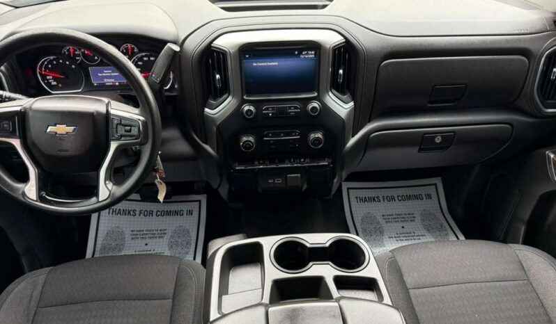 
								CHEVROLET SILVERADO 2020 full									