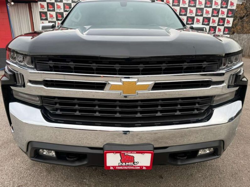 
								CHEVROLET SILVERADO 2020 full									