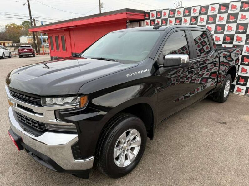 
								CHEVROLET SILVERADO 2020 full									