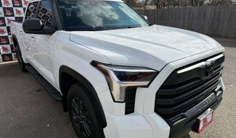 
								TOYOTA TUNDRA 2025 full									