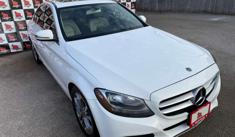 
								MERCEDES BENZ C-300 2018 full									