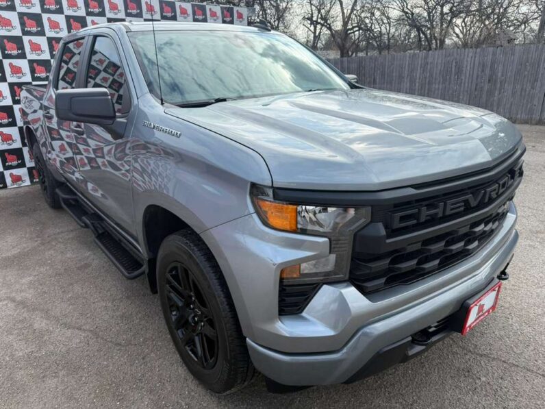 
								CHEVROLET SILVERADO 2024 full									