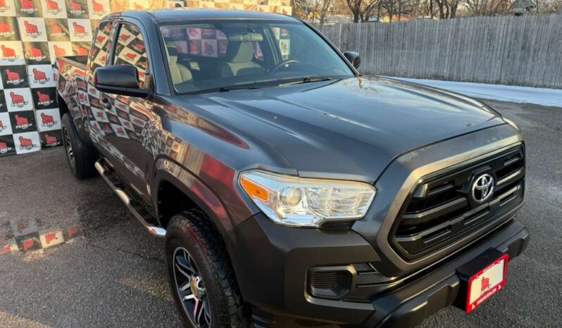 
								TOYOTA TACOMA 2017 full									