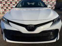 TOYOTA CAMRY 2019