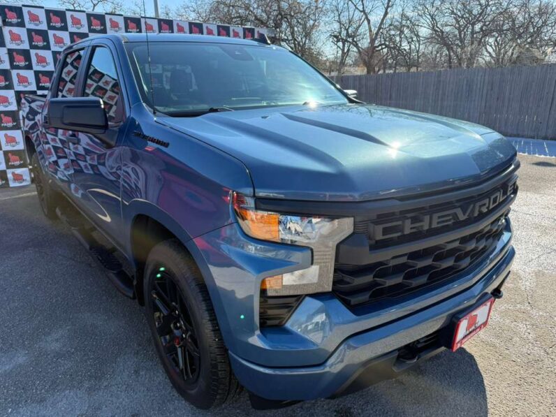 
								CHEVROLET SILVERADO 2024 full									