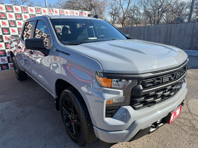 
								CHEVROLET SILVERADO 2024 full									