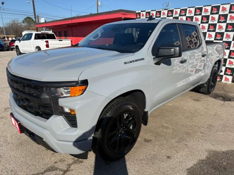 
								CHEVROLET SILVERADO 2024 full									