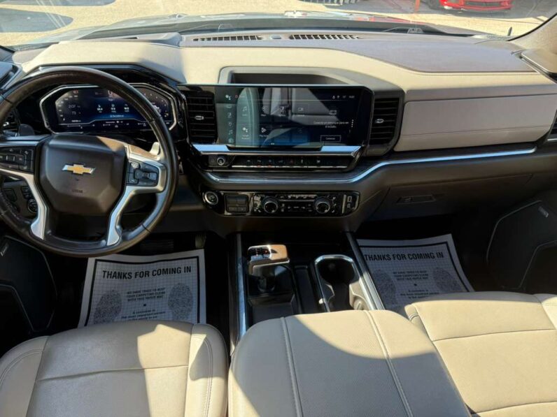 
								CHEVROLET SILVERADO 2024 full									