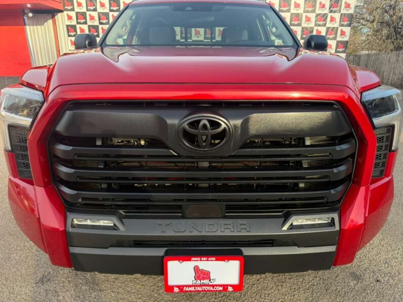 
								TOYOTA TUNDRA 2022 full									