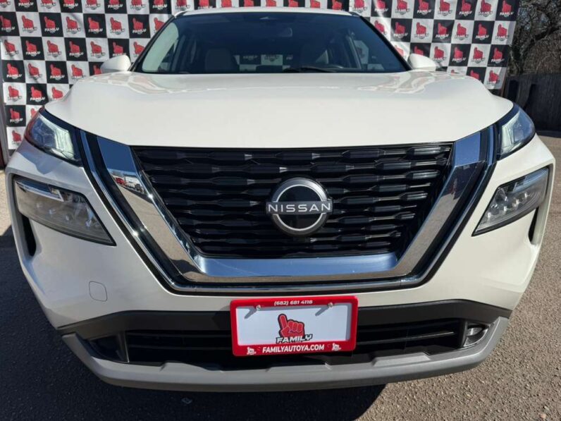 
								NISSAN ROGUE 2023 full									