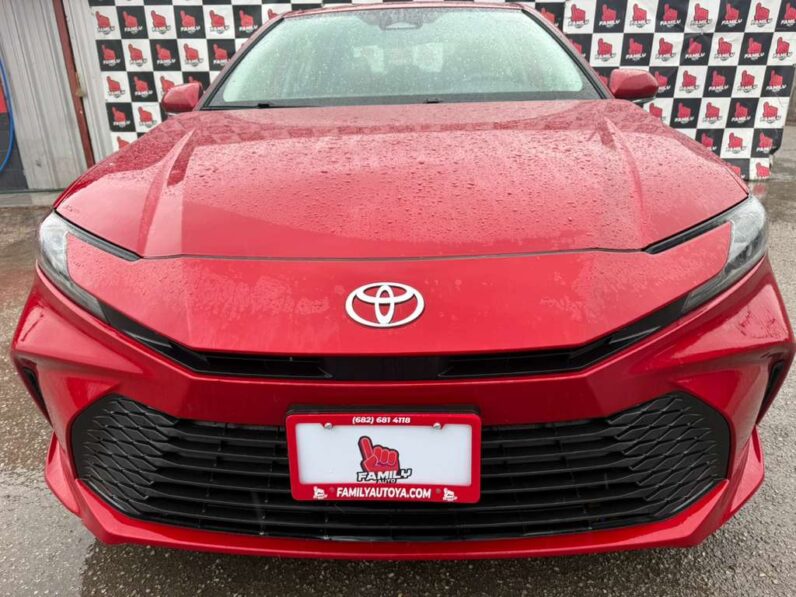 
								TOYOTA CAMRY 2025 full									