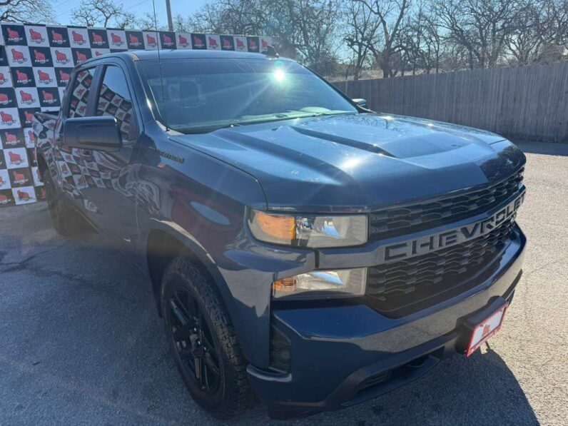 
								CHEVROLET SILVERADO 2021 full									