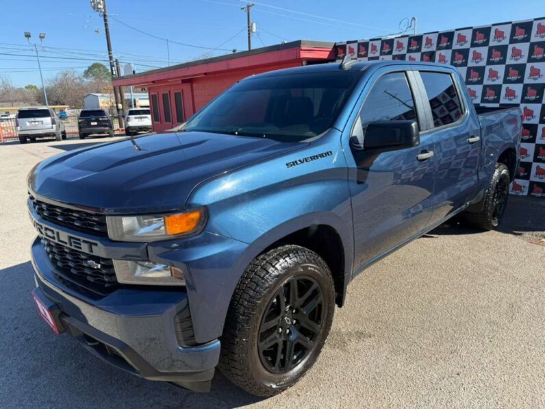 
								CHEVROLET SILVERADO 2021 full									