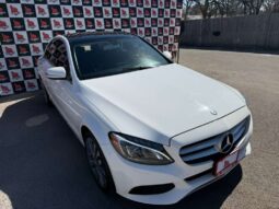 MERCEDES BENZ C-300 2015