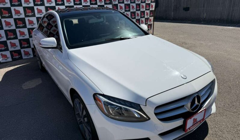 MERCEDES BENZ C-300 2015