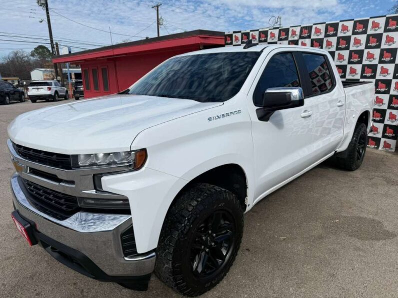 
								CHEVROLET SILVERADO 2020 full									