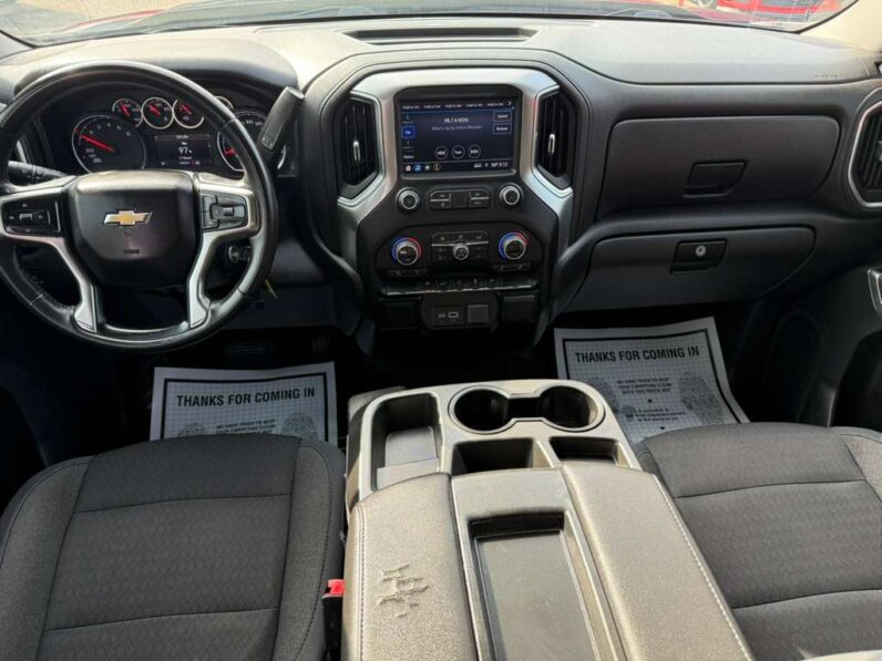 
								CHEVROLET SILVERADO 2019 full									