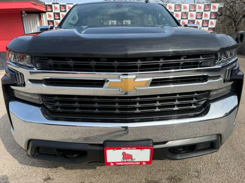 
								CHEVROLET SILVERADO 2019 full									