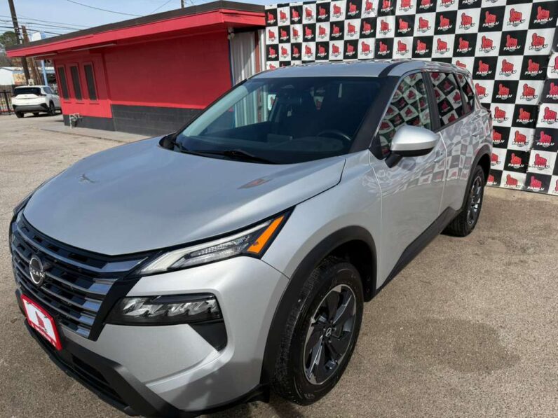 
								NISSAN ROGUE 2024 full									