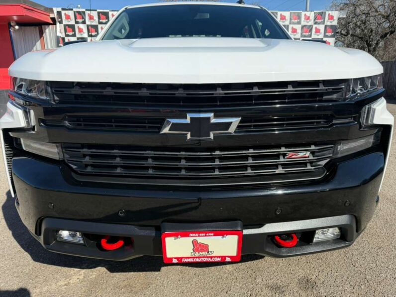 
								CHEVROLET SILVERADO 2022 full									
