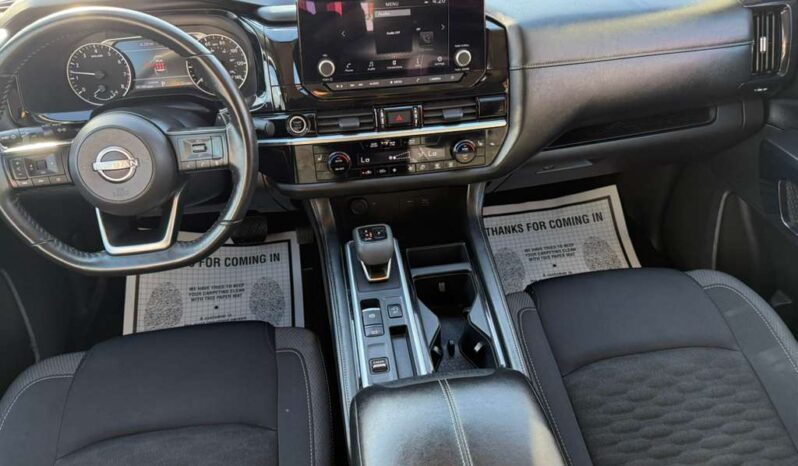 NISSAN PATHFINDER 2024