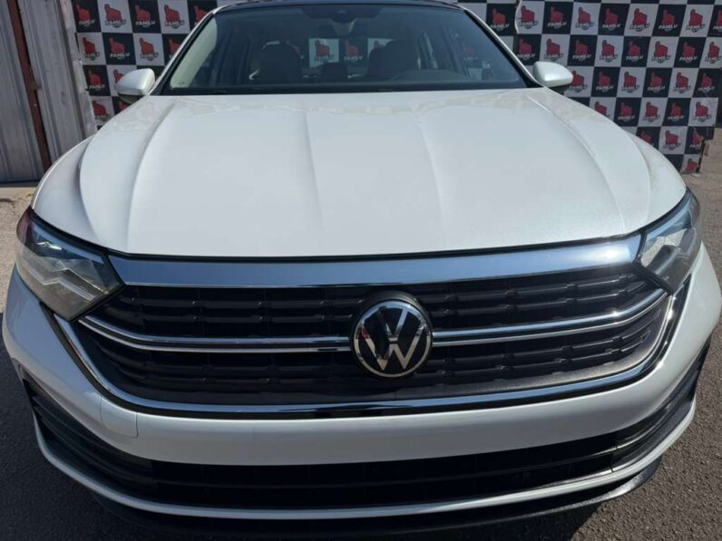 
								VOLKSWAGEN JETTA 2024 full									