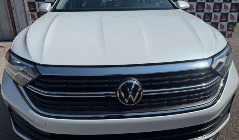 VOLKSWAGEN JETTA 2024