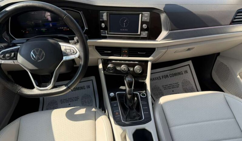 VOLKSWAGEN JETTA 2024