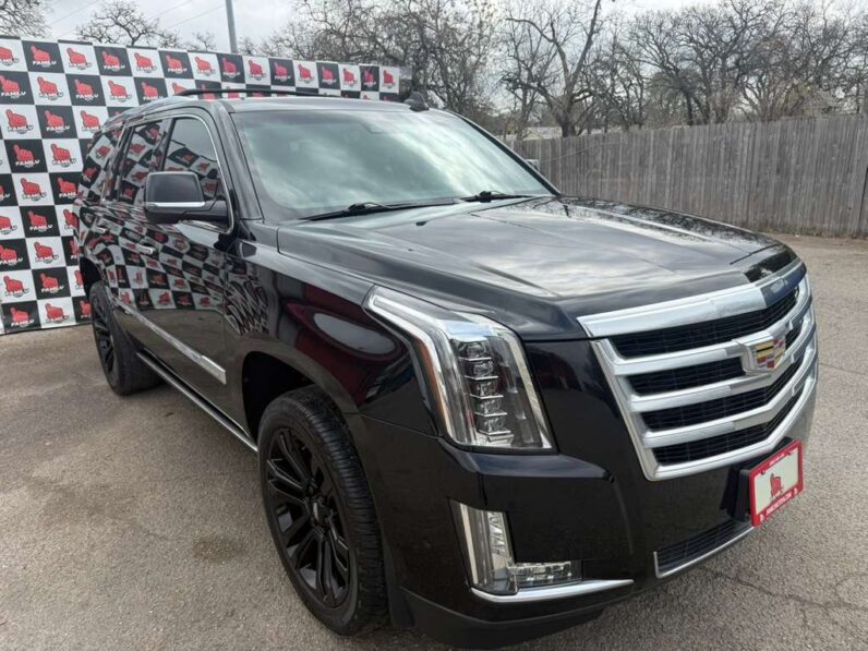 
								CADILLAC ESCALADE 2019 full									