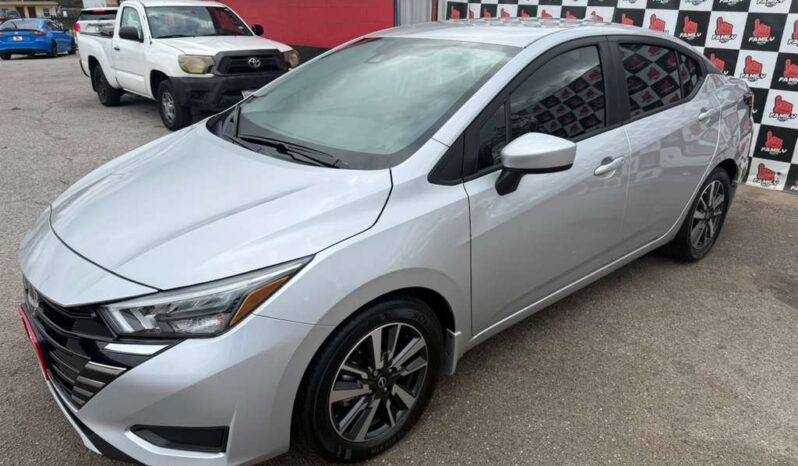 NISSAN VERSA 2025