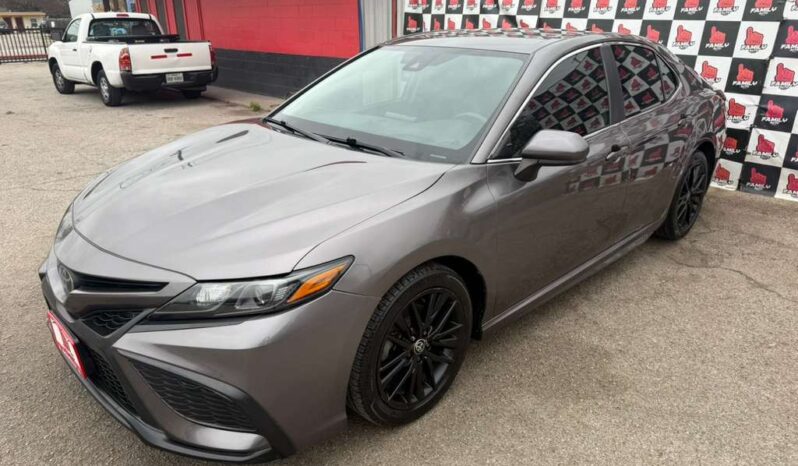 TOYOTA CAMRY 2021